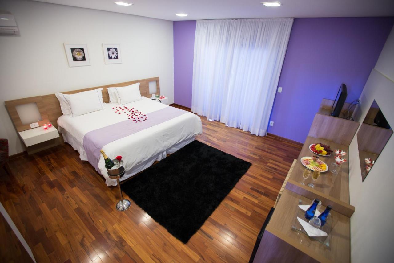 Ramada By Wyndham Furnaspark Formiga Phòng bức ảnh