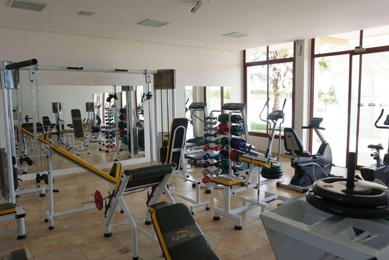 Ramada By Wyndham Furnaspark Formiga Ngoại thất bức ảnh