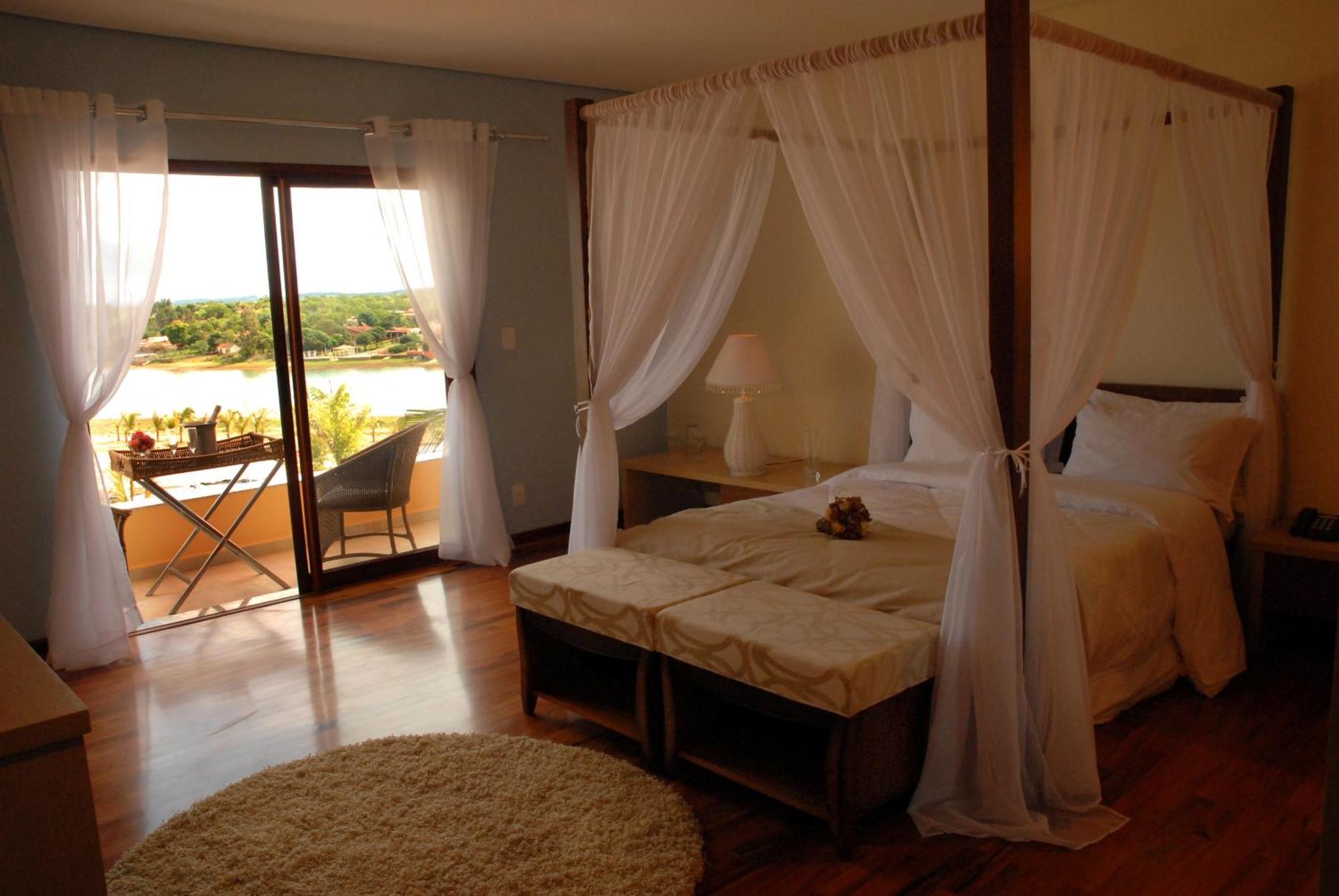 Ramada By Wyndham Furnaspark Formiga Ngoại thất bức ảnh