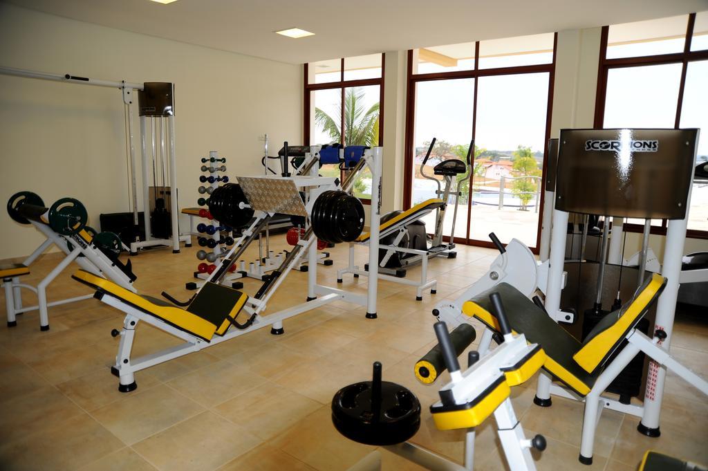 Ramada By Wyndham Furnaspark Formiga Ngoại thất bức ảnh
